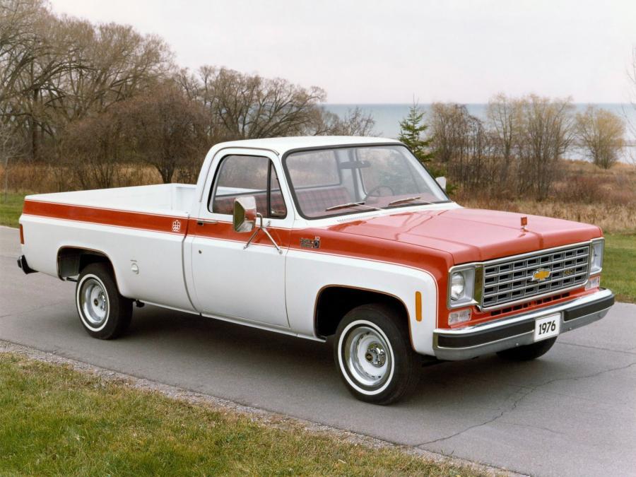  Chevrolet C10 Custom Deluxe Olympic Edition 1976 года  (фото 1 из 1)